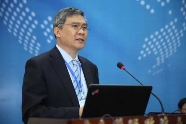 图二:台达董事长海英俊开幕致词.jpg